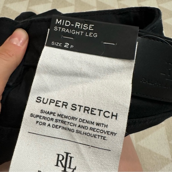 Lauren Ralph Lauren
Petite Mid Rise Straight Jeans - Picture 6 of 6
